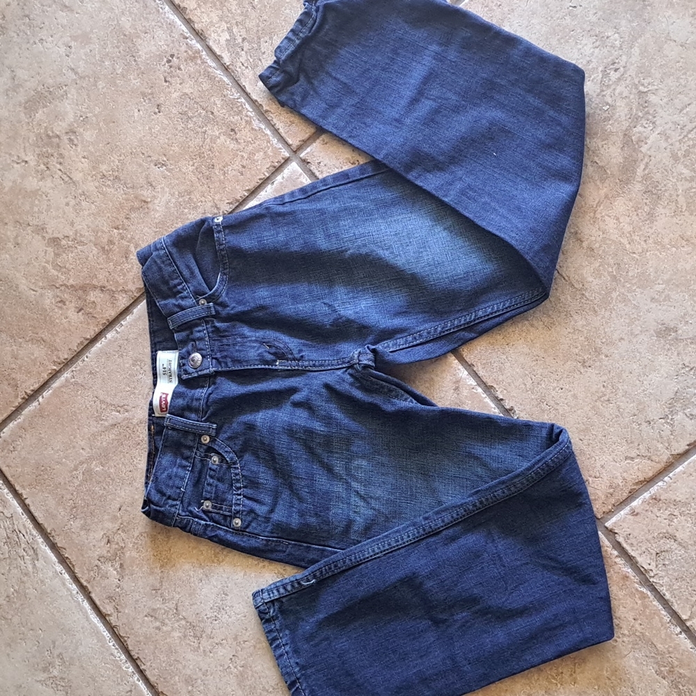 EUC boys Levi's 514 straight leg denim jeans size 10